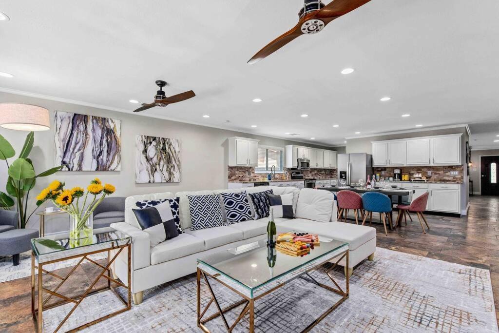 Heritage House | [Spacious w/ Game Room] Sea World / BMT /Lackland