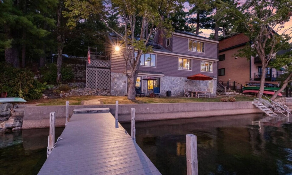 New Durham House | Spacious Waterfront Retreat on Merrymeeting Lake