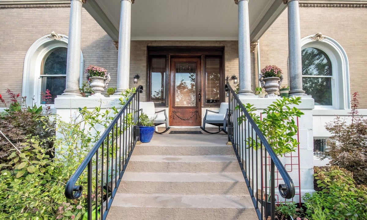 Central West End House | Spacious, well-equipped apartment with quality furnishings for a relaxing stay.