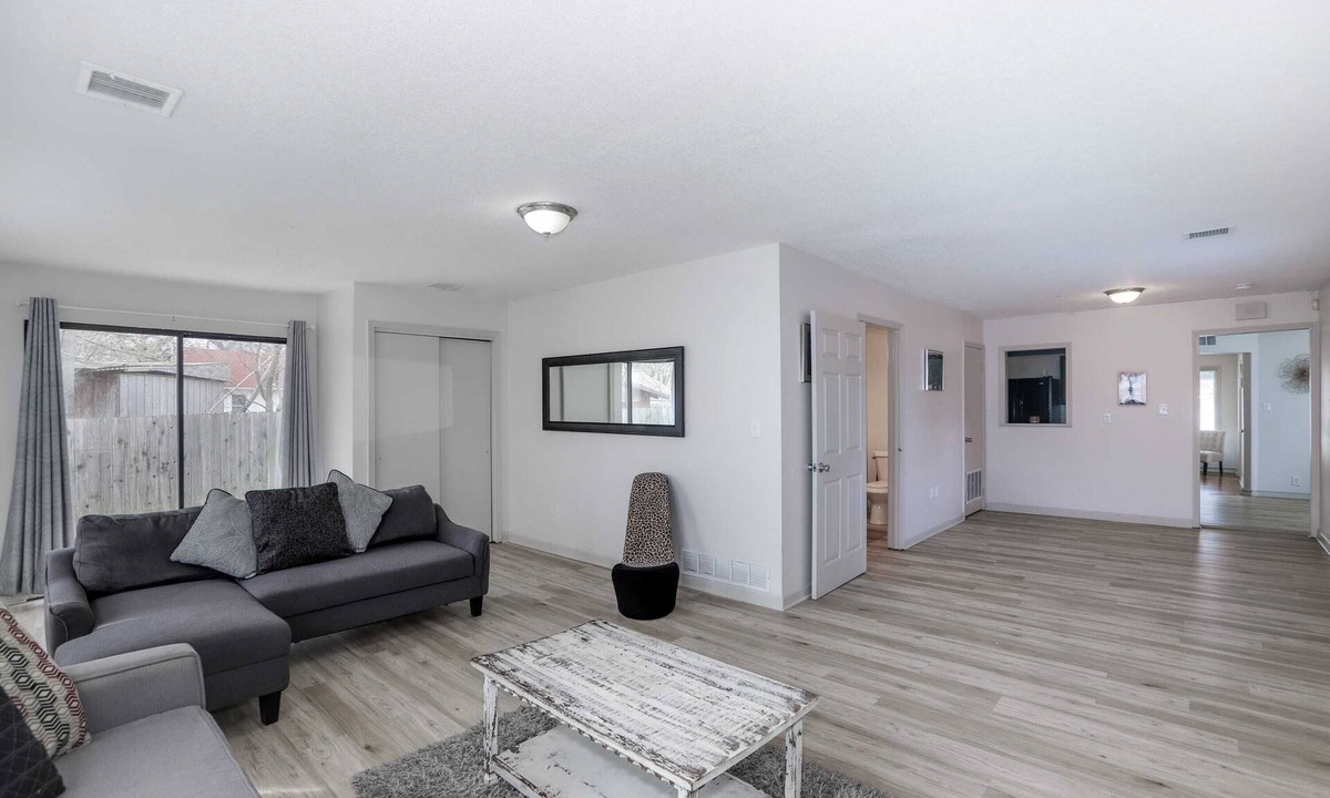 Wichita House | Spacious West Side Home away from Home!