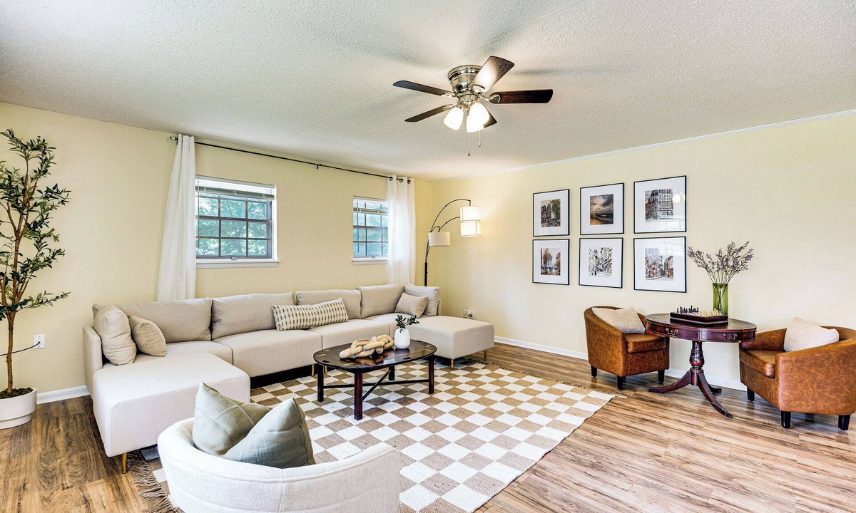 Huntsville House | Spacious Yard! Family-Friendly Huntsville Home