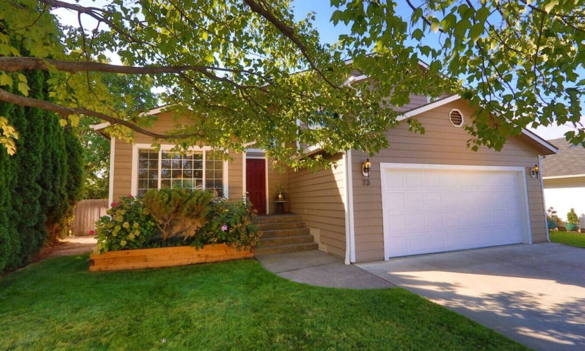 College Place House | Spagnuolo Loop · Spagnuolo.Light, bright, quiet and comfortable