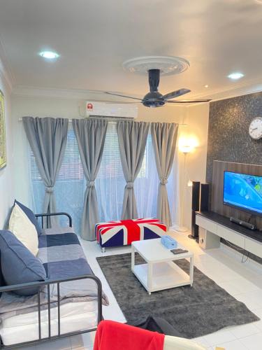 Kampung Paroi Apartment | Spanish Villa homestay