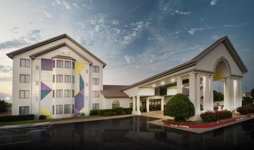 Amarillo Hotel | Spark by Hilton Amarillo East