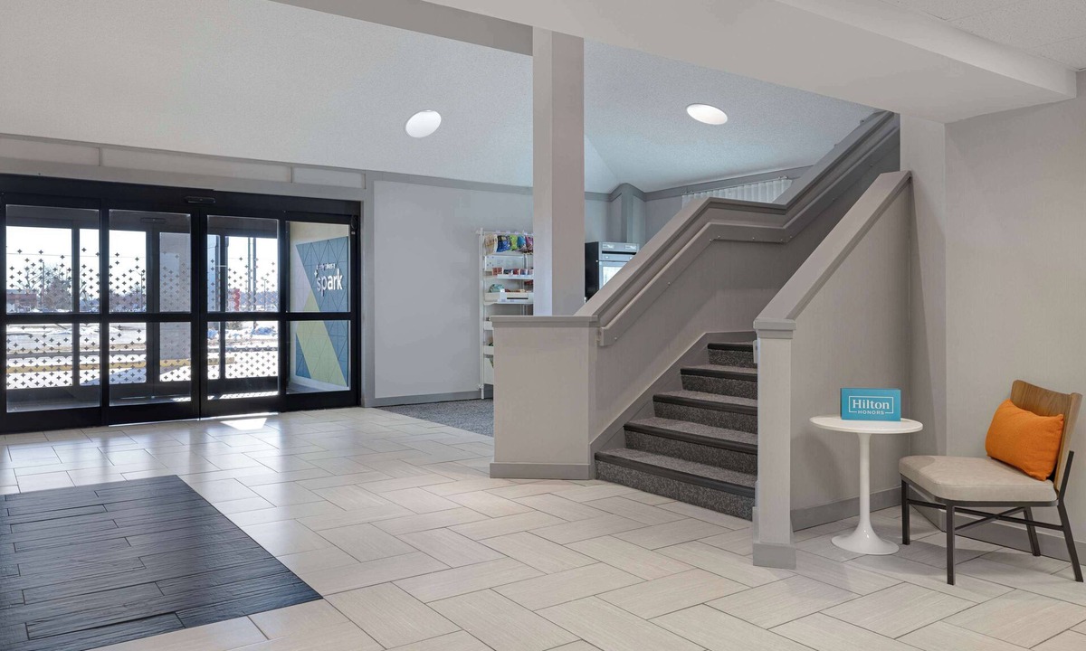 Bentonville Hotel | Spark by Hilton Bentonville