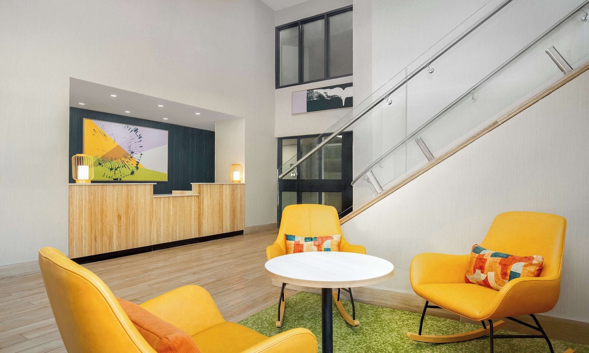 Brockville Hotel | Spark by Hilton Brockville