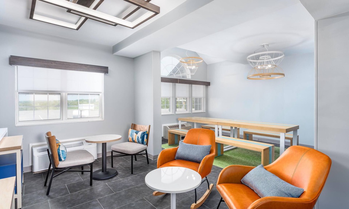 Clarion Hotel | Spark by Hilton Clarion