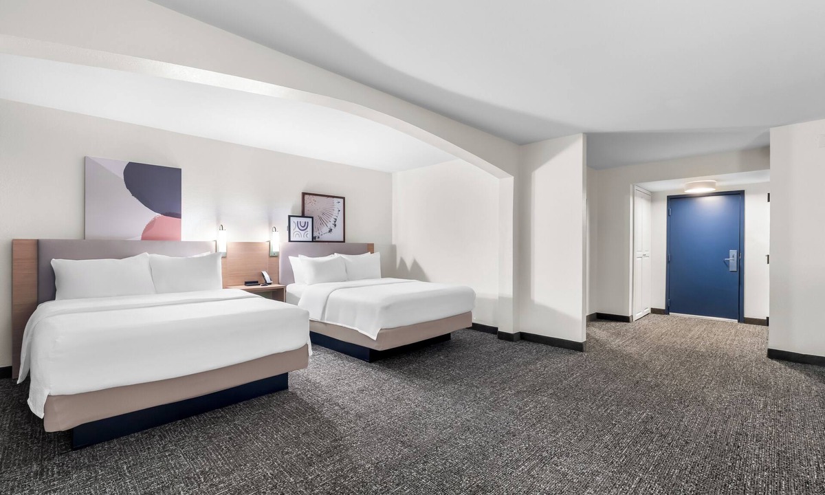 Kimball Hotel | Spark by Hilton Kimball