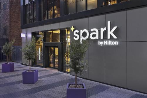 Havering Hotel | Spark by Hilton London Romford
