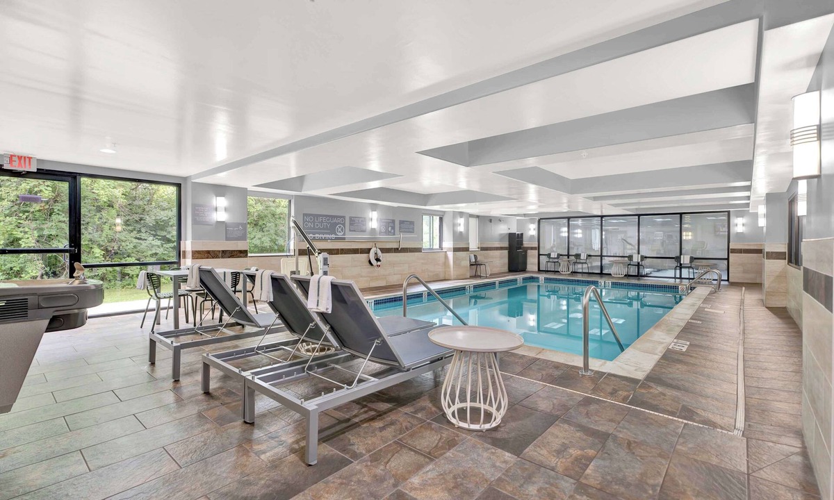 Plymouth Hotel | Spark by Hilton Plymouth