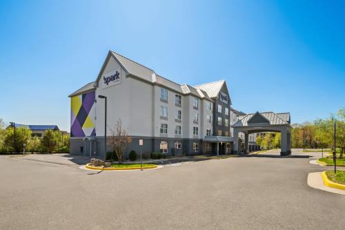 Woodbridge Hotel | Spark by Hilton