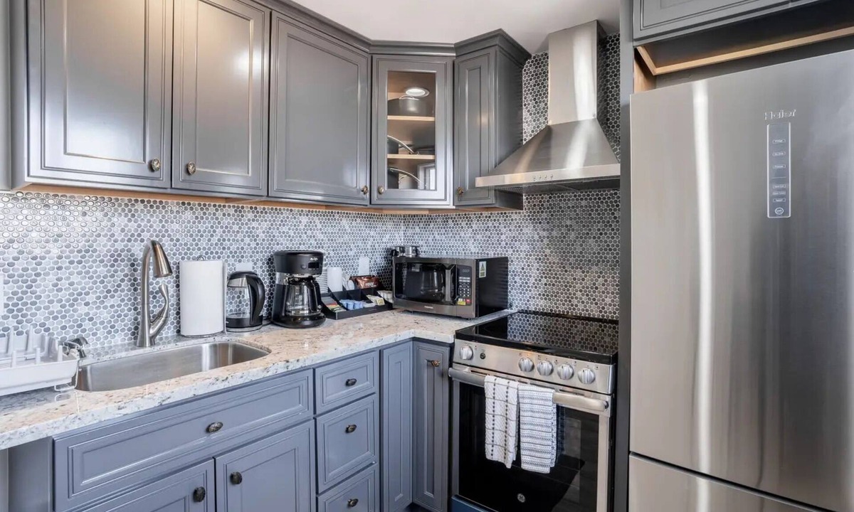 Pacifica House | ★ Sparkling Clean Newly Built Luxury Guest Suite Near SF, SFO, BART & Beach