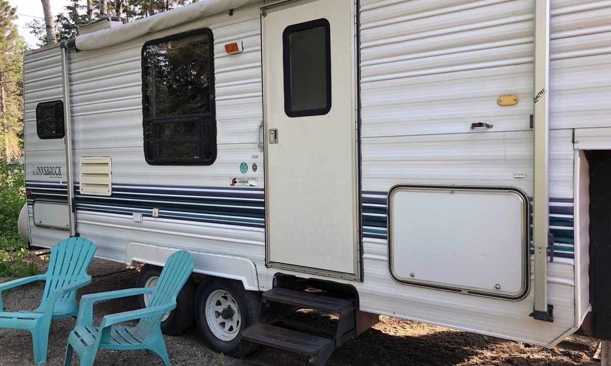 Clear Lake House | Sparrow - Camper at Sunset Bay