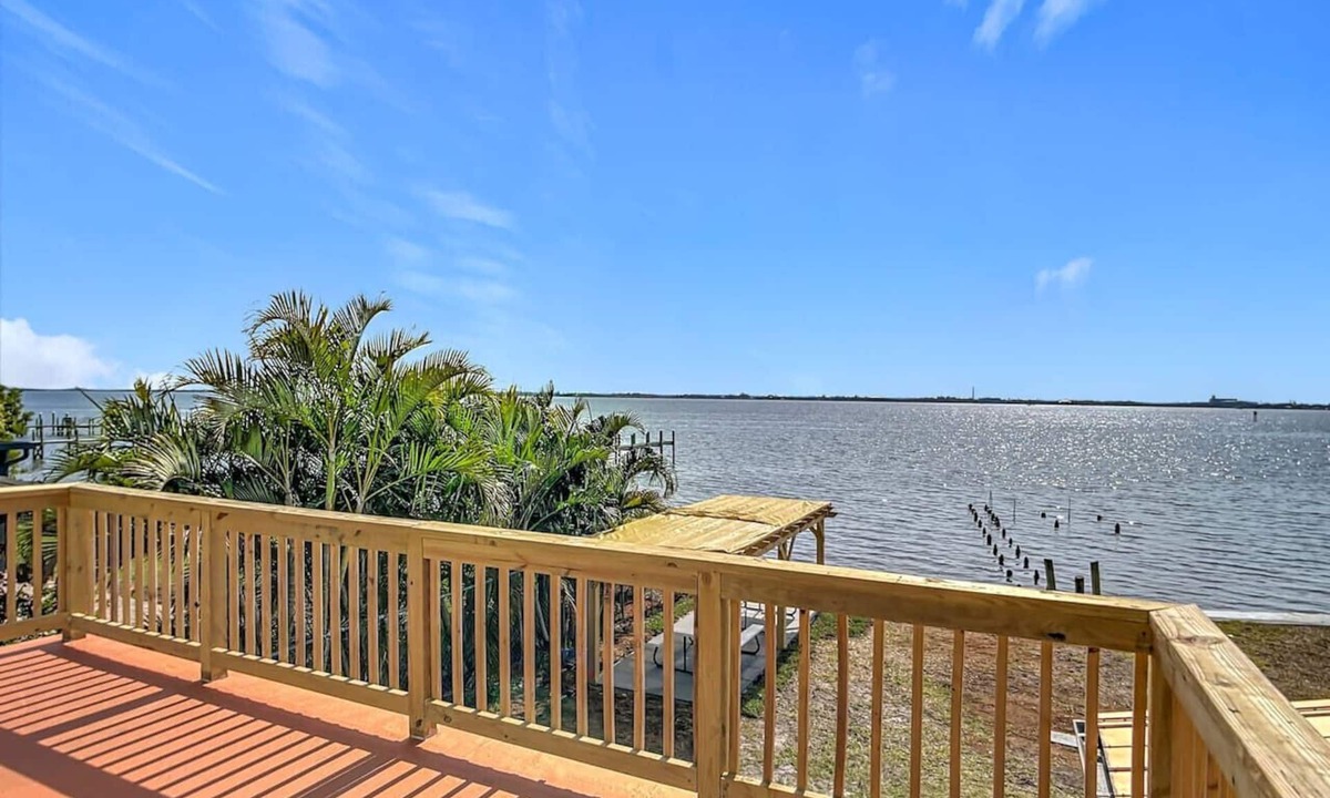 Charlotte Harbor House | Special Event Retreat 5BR 4BA Sleep 16