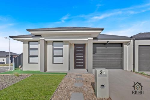 Beveridge House | Special Retreat-Beveridge