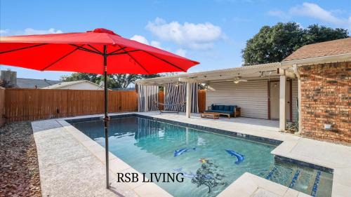 Northeast Carrollton House | Spectacular 4BR 2B Home with Pool and Grill