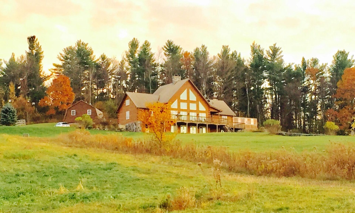 Chatham Ski Chalet | Spectacular All Seasons Retreat with Amazing Views