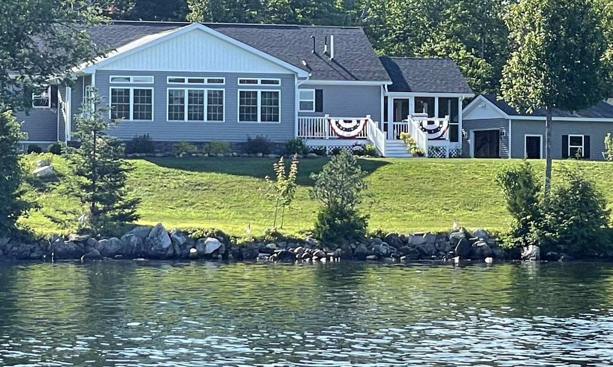 Ellenburg Depot House | Spectacular Chazy Lakefront Home