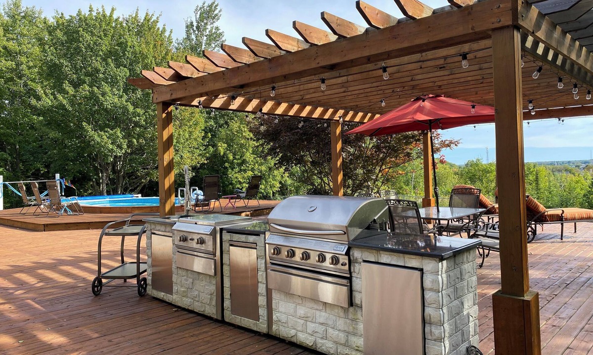 Sault Ste. Marie House | Spectacular city & water view 1 bedroom apt with huge deck