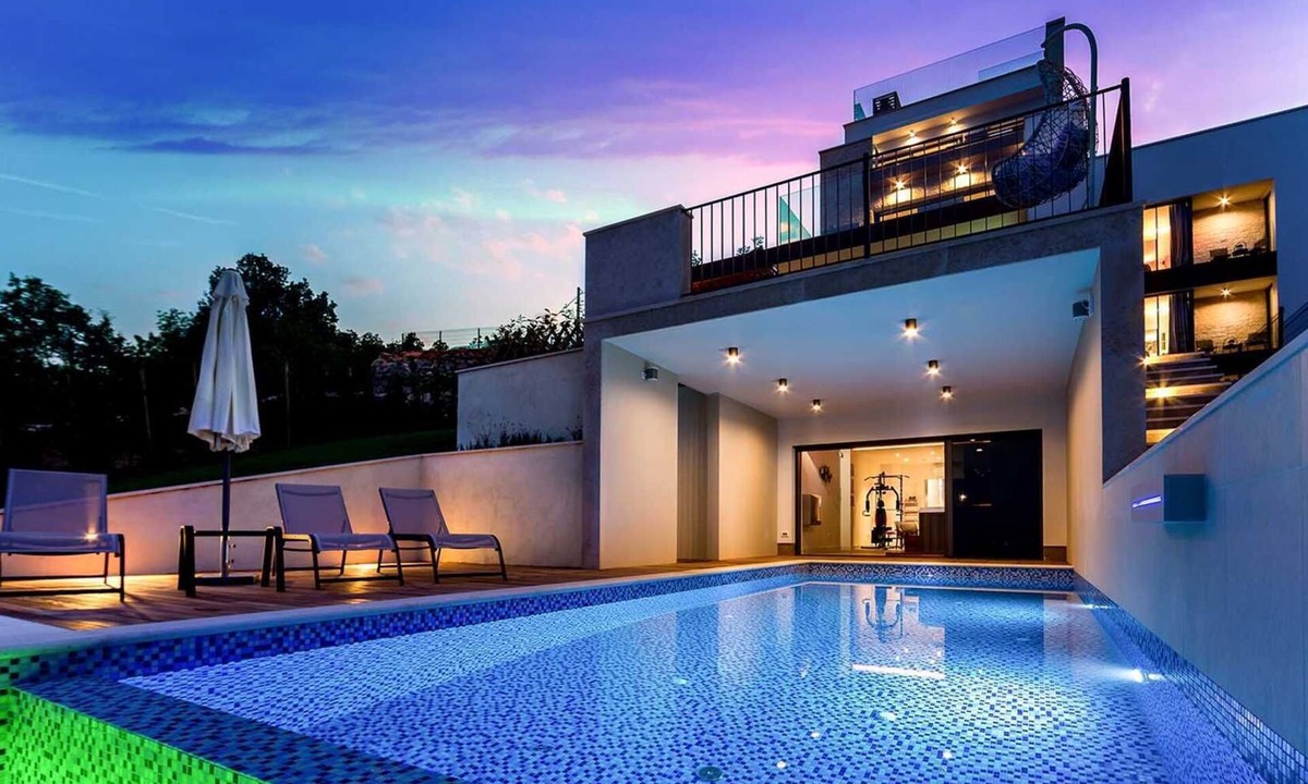 Poljane Villa | Spectacular luxury villa with infinity pool