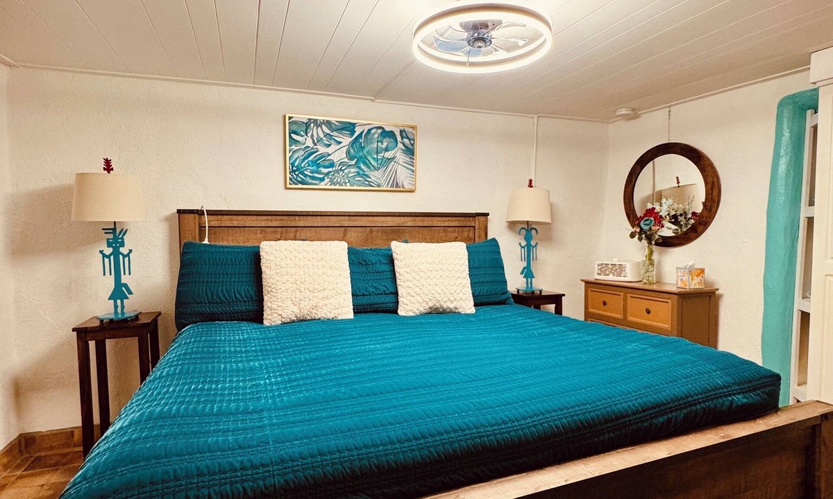 Taos House | Spectacular Mountain View’s right next to the rental, guests can enjoy.