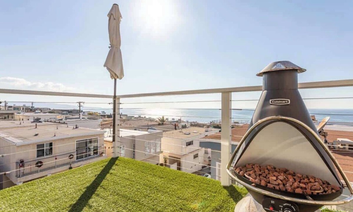 Gas Lamp Section Condo | Spectacular Ocean & Pier View Home Near LA Stadiums & LAX