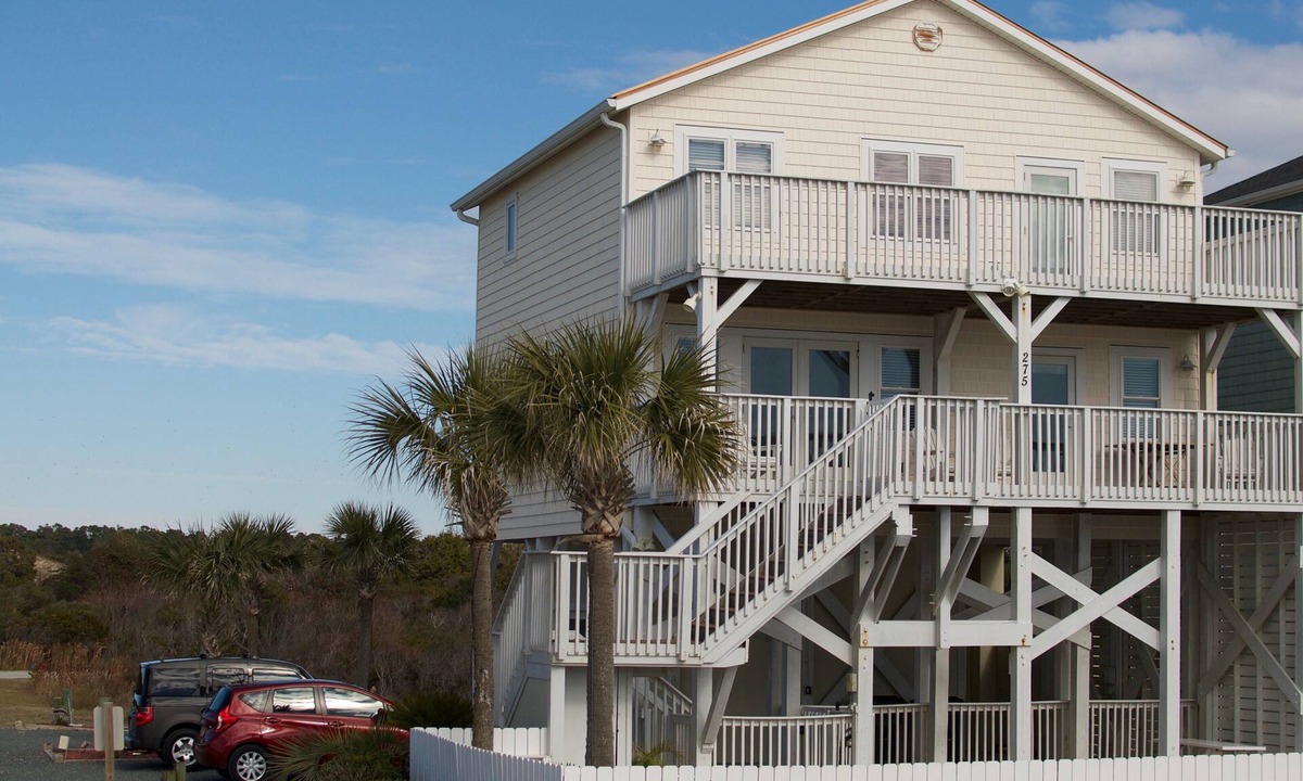 Holden Beach House | Spectacular Ocean Views with Private Pool! Beautifully Decorated Rental
