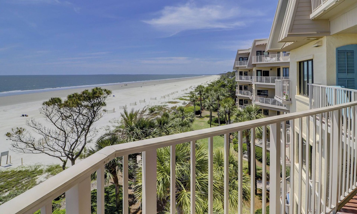 Beach Lagoon Villa | Spectacular Direct Atlantic Ocean Views Bikes & Beach Gear included