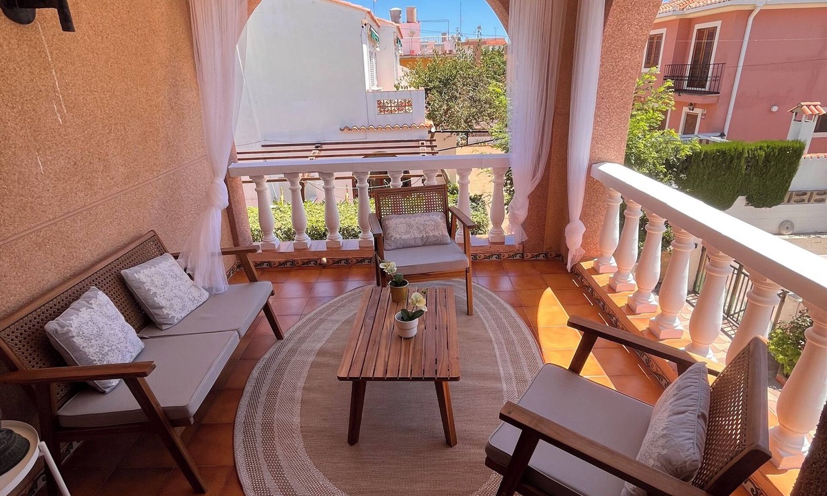 Sueca Ski Chalet | spectacular villa at Mareny Beach, Valencia