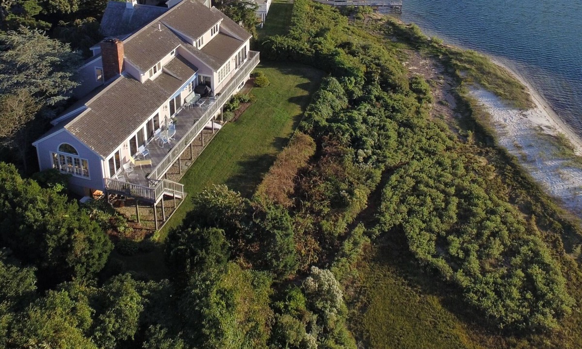 Silver Beach House | Spectacular Waterfront Cape Cod Home, Oceanfront And Beach,AC,Deck,Grill,Hot Tub