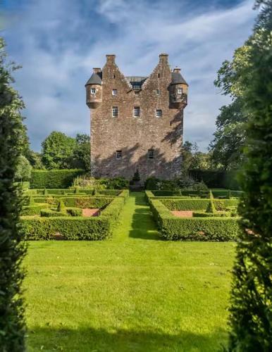 Lockerbie House | Spedlins Castle