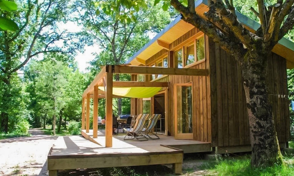 Mirandol-Bourgnounac House | Spend a lovely break close to nature in this holiday home with access to the pool.