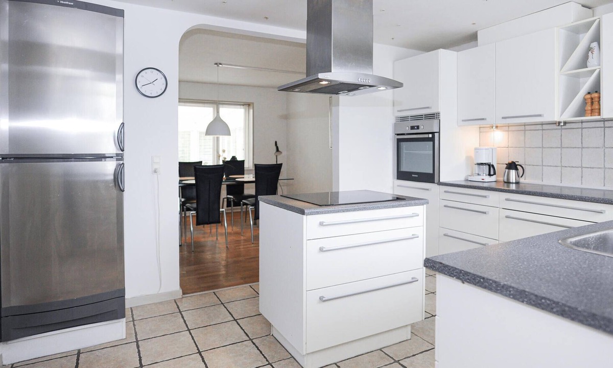Bevtoft House | Spend a relaxing and comfortable holiday in this spacious holiday home.