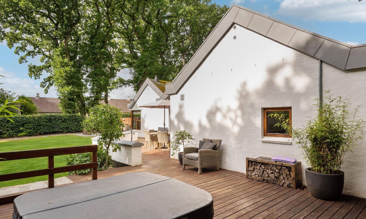 Kjellerup House | Spend an unforgettable vacation in this inviting vacation home with wellness.
