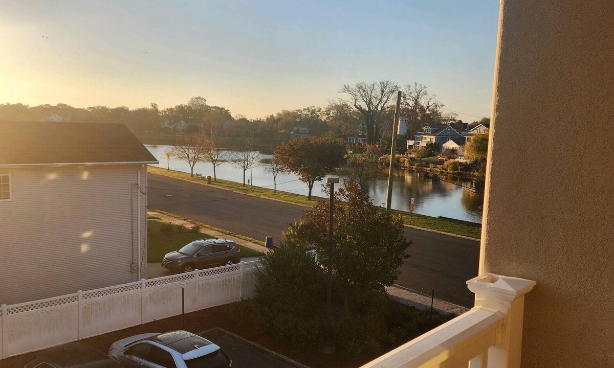 Avon by the Sea Condo | Spend the spring and summer 2025 in Bradley Beach.