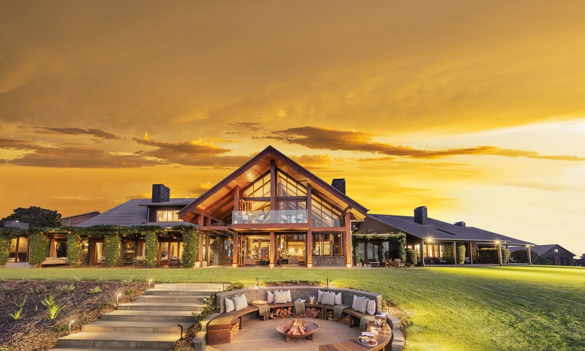 Shire of Warwick Hotel | Spicers Peak Lodge