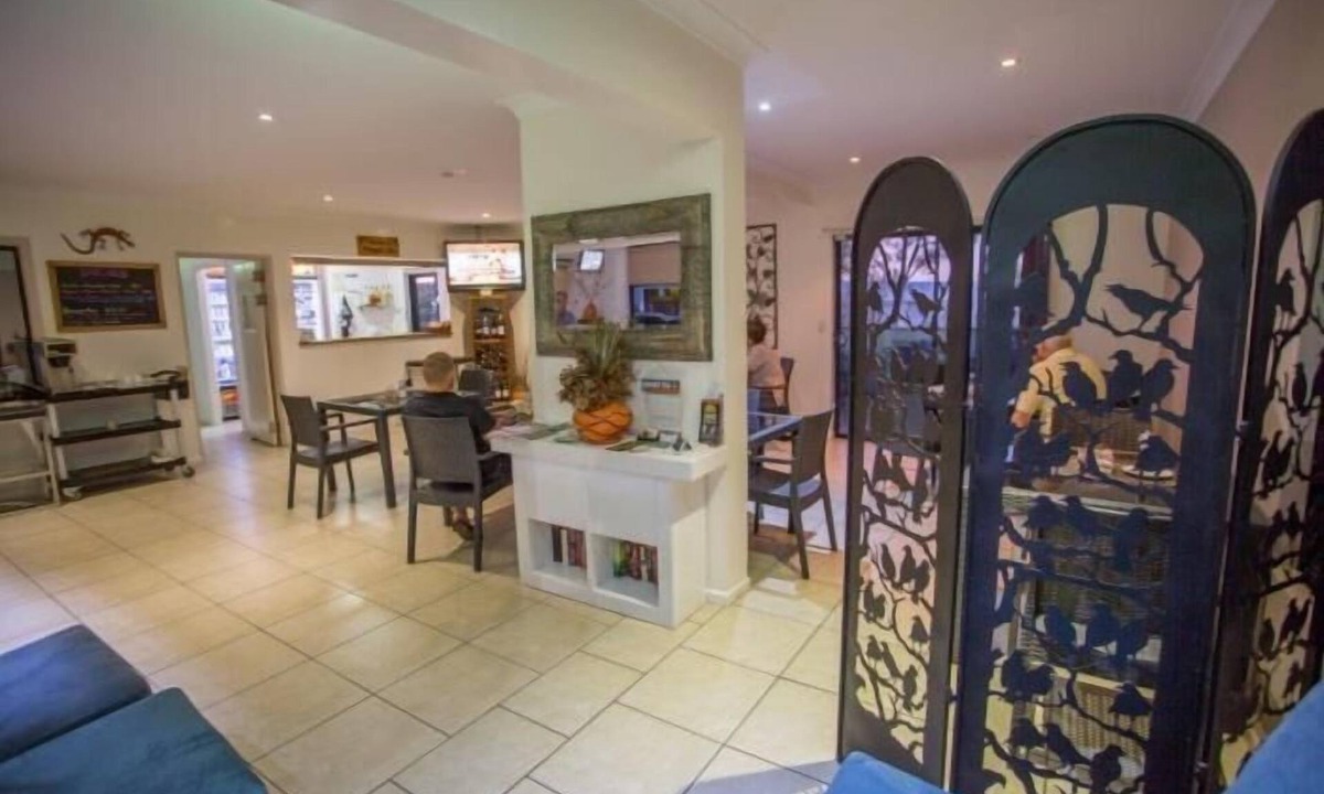 Townview Hotel | Spinifex Motel & Serviced Apartments