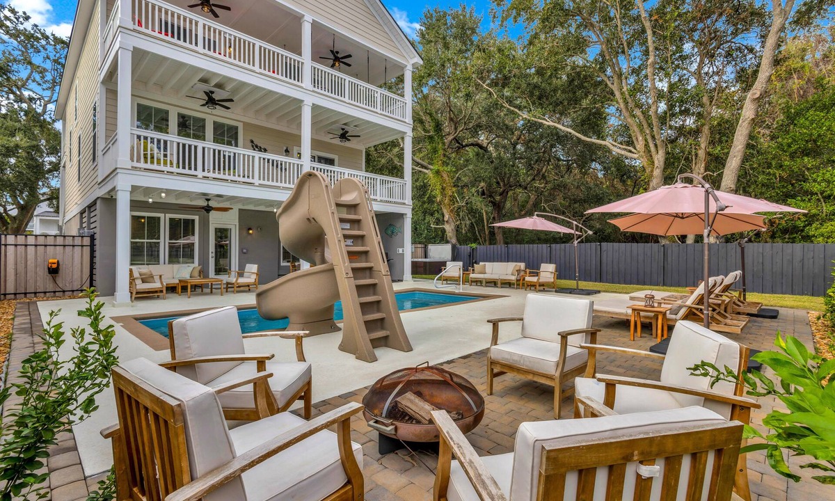 Palmetto Dunes House | Spinners End | 6 Talon Court @ Fish Haul Beach | Waterslide | Ocean View | Walk to Beach