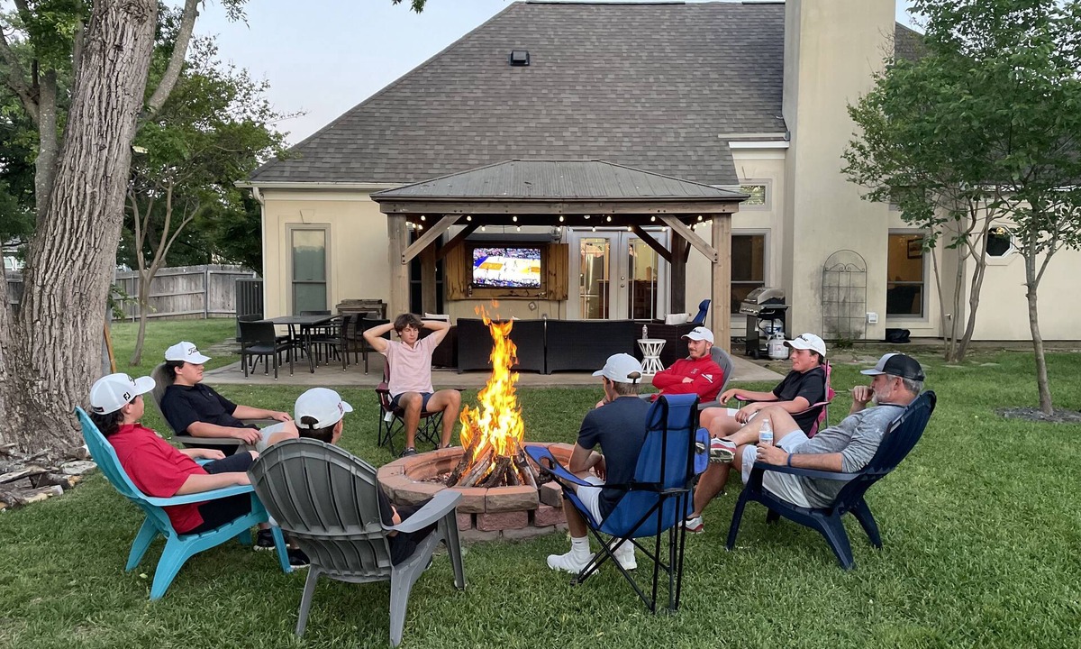 Country Club Estates House | Spirit of Aggieland⭐️Voted#1 Game Day House🏈Huge Yard-GameRoom-<1Mile to Campus