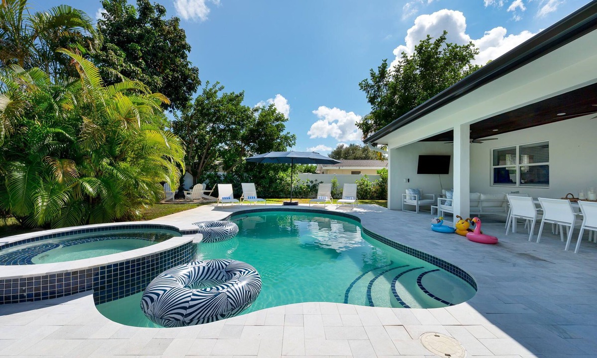 Boynton Beach House | Splash & Relax Heated Pool & Spa