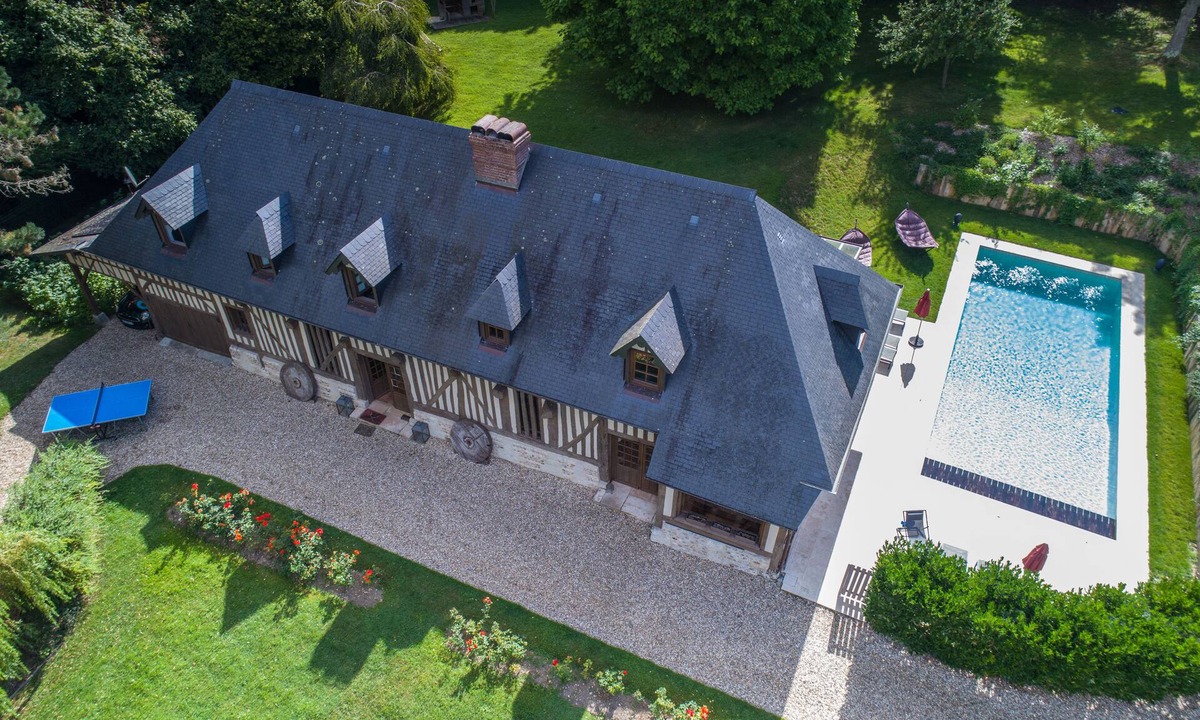 Saint-Hymer House | Splendid Authentic Norman Residence with swimming pool and tennis court