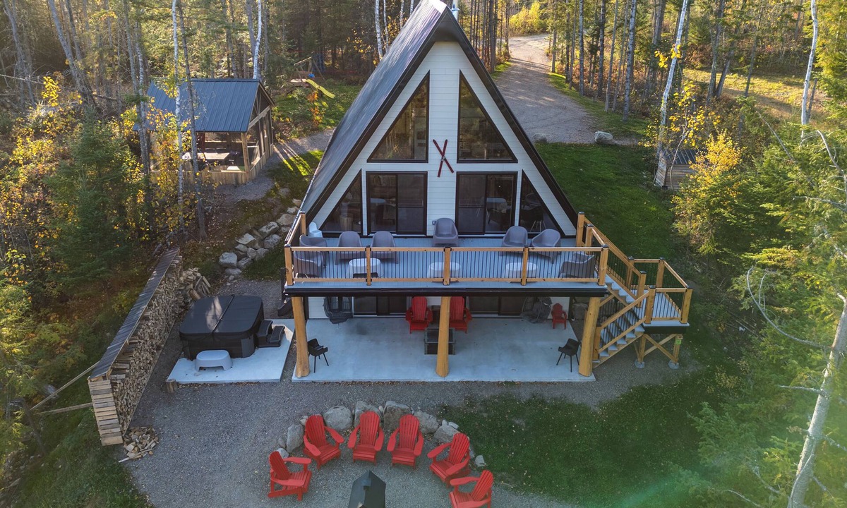 Trois-Rives Ski Chalet | Splendid Chalet A-FRAME * Breathtaking views and tranquility & SPA