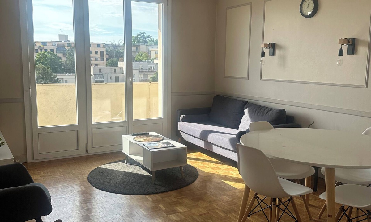 Sablon - Trudaine Apartment | Splendid T4 with balcony