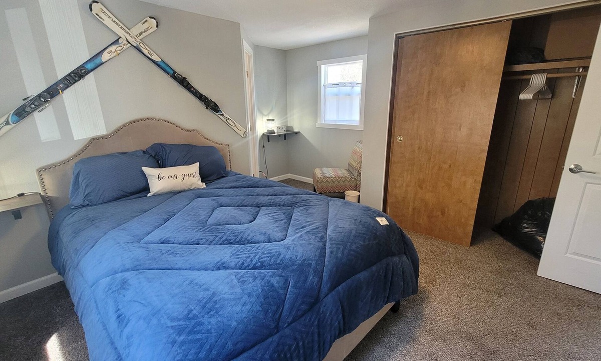 Thorpe Westwood House | Spokane Chalet quiet, secluded yet close to everything with a ski theme