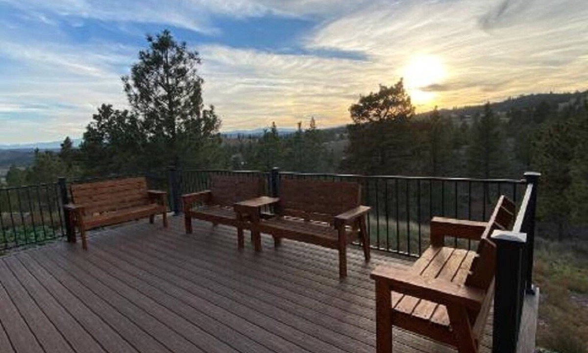 Helena Valley Northwest Cabin | SPORTSMAN'S PARADISE