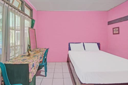 Tondano Hotel | SPOT ON 92278 Hotel Vorel