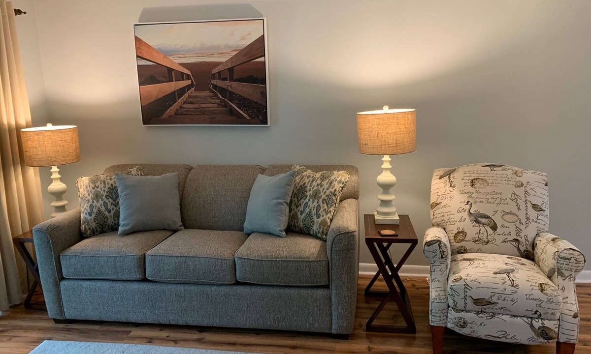 Demere Park Condo | Spring and Summer Specials/Pet Friendly! Close To Beach! Email for Quote!