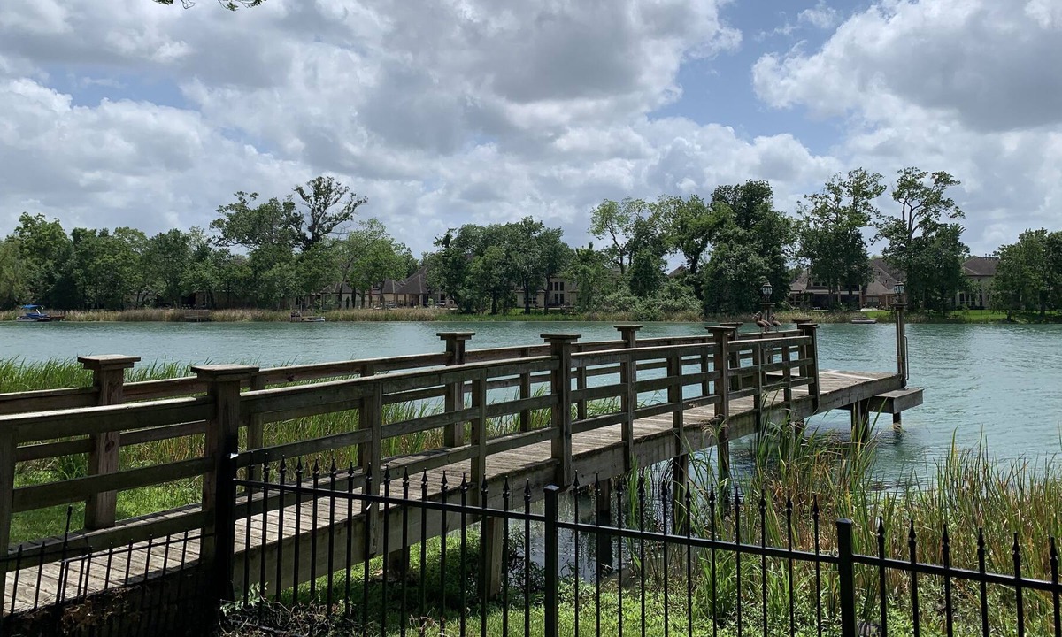 Missouri City House | Spring break in Houston - Lakefront house with own dock