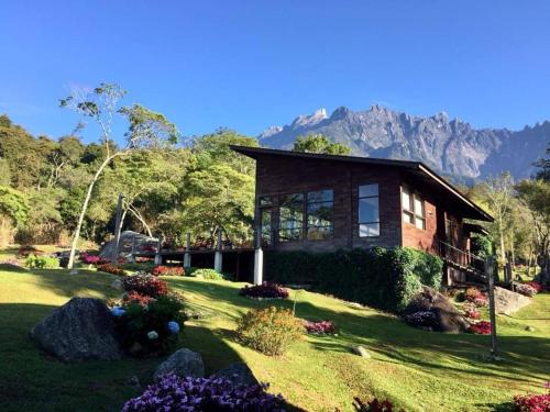 Kundasang House | Spring Garden