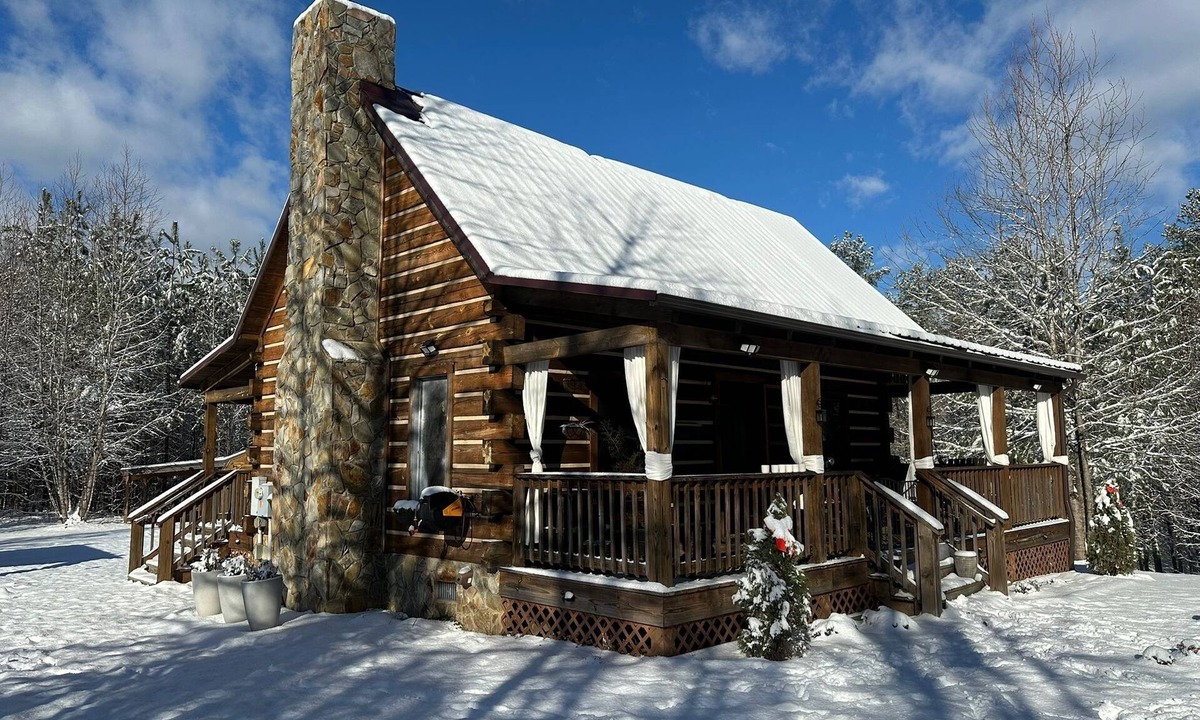 Keysville Cabin | Spring Hideaway Retreat Cabin - a Wildlands Collection property